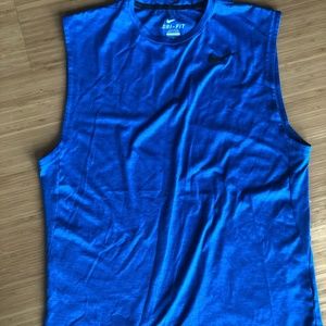 Nike Sleeveless Dri-Fit - Large